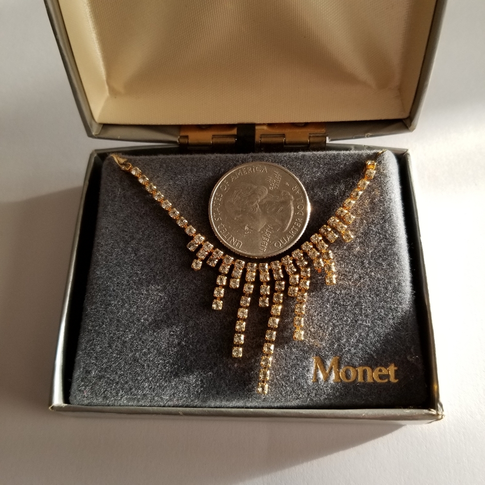 Vintage Monet necklace clear rhinestones gold tone metal - Picture 10 of 17